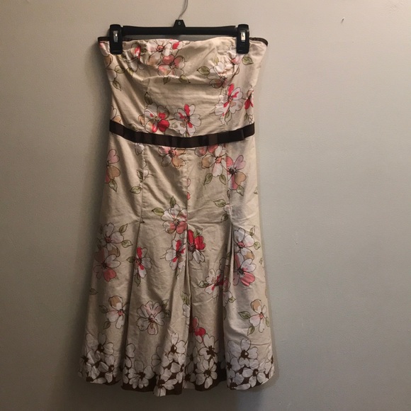 Speechless Dresses & Skirts - Retro flower print mini dress Speechless Dresses & Skirts - Retro flower print mini dress